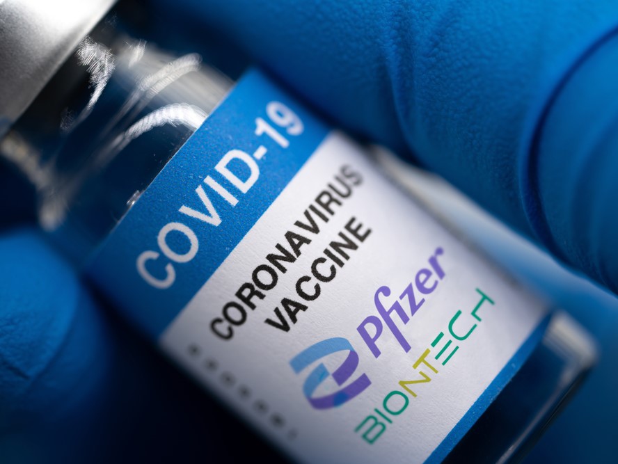 accordo con BioNTech-Pfizer per la fornitura di vaccini COVID-19
